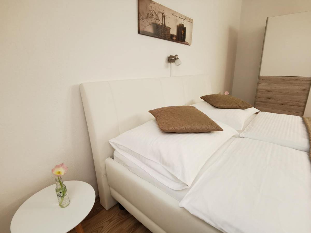 Hotel & Wirtshaus Hoedl-Kaplan Фельдбах Номер фото